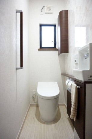 お掃除のしやすさとバリヤフリー施工したトイレ空間