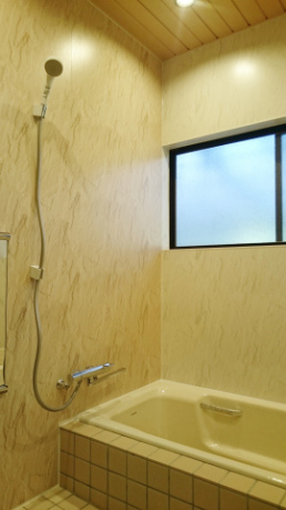 断熱性とデザイン性が高いリフォーム後の在来浴室